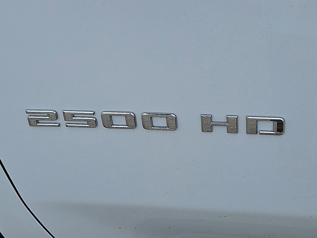 Used 2025 Chevrolet Silverado 2500 LT w/ Convenience Package image 15