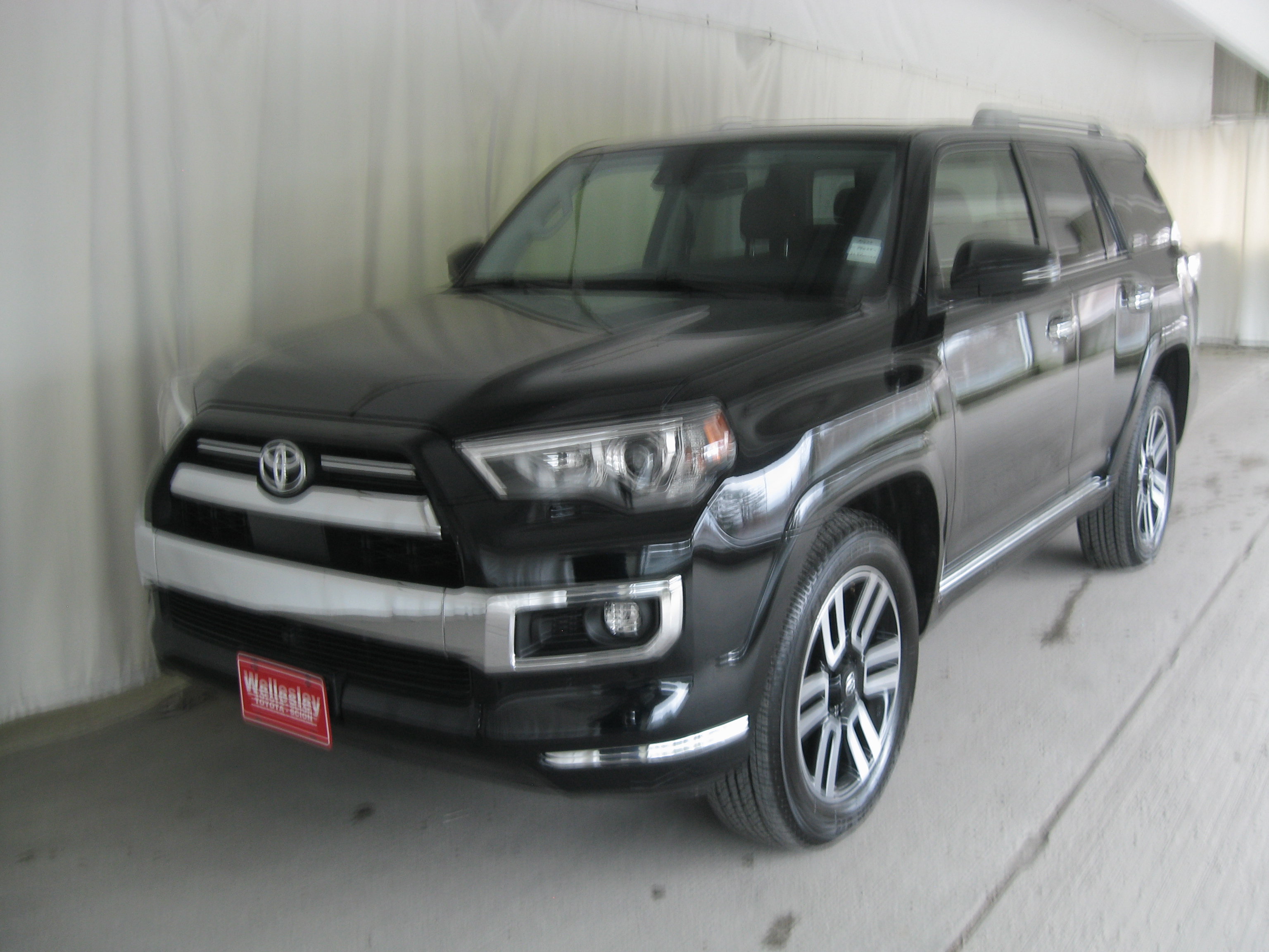 Used 2024 Toyota 4Runner Limited image 24