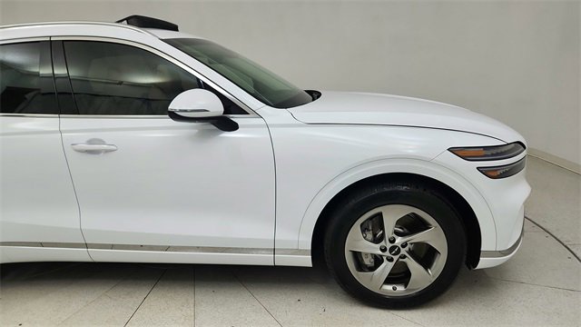 Used 2026 Genesis GV70 2.5T Select image 7