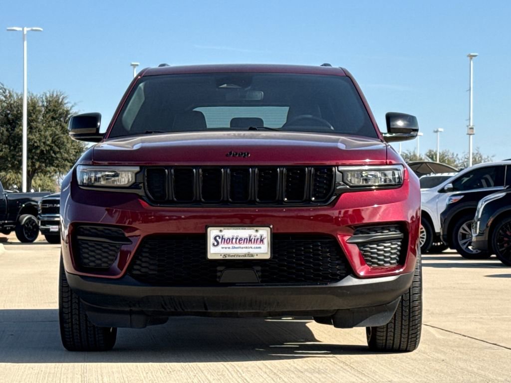 Used 2023 Jeep Grand Cherokee Altitude video 2