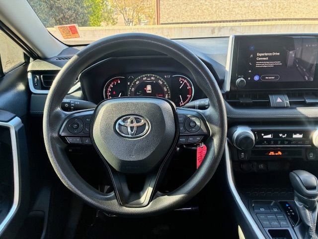 Used 2024 Toyota RAV4 LE AWD/4WD image 13