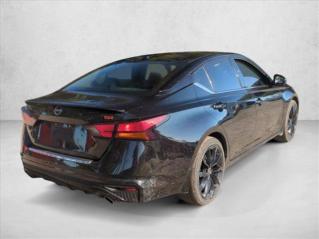 Used 2023 Nissan Altima 2.5 SR w/ SR Premium Package FWD image 5