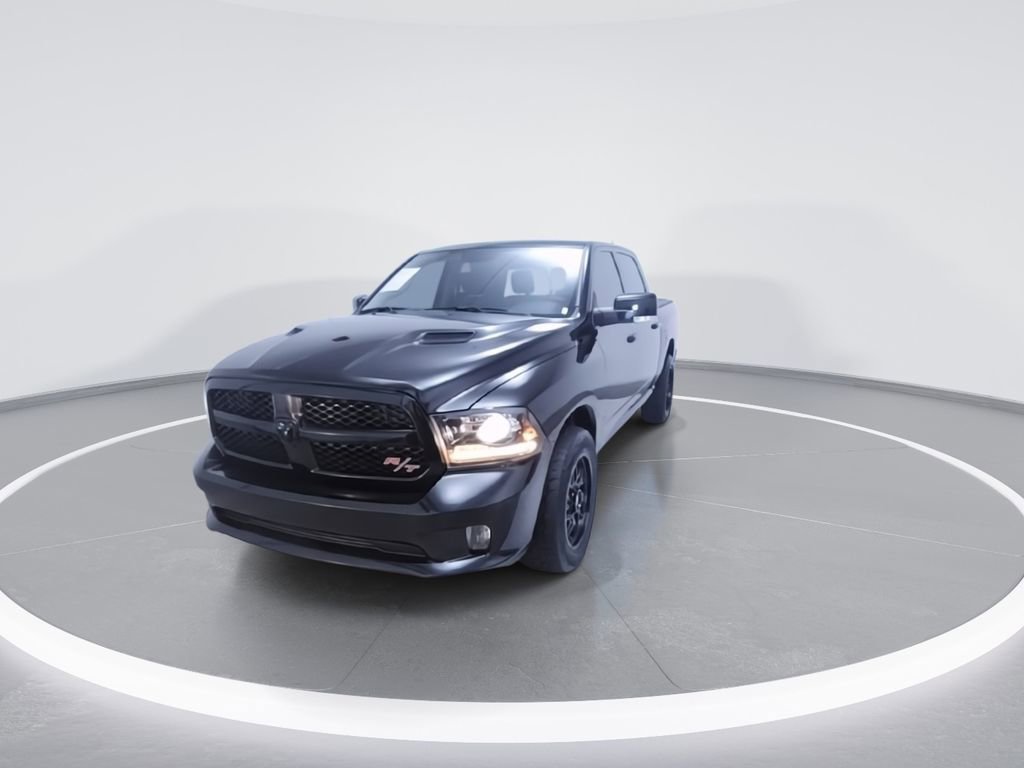 Used 2016 RAM 1500 Sport w/ Black Ram 1500 Sport Group AWD/4WD image 4