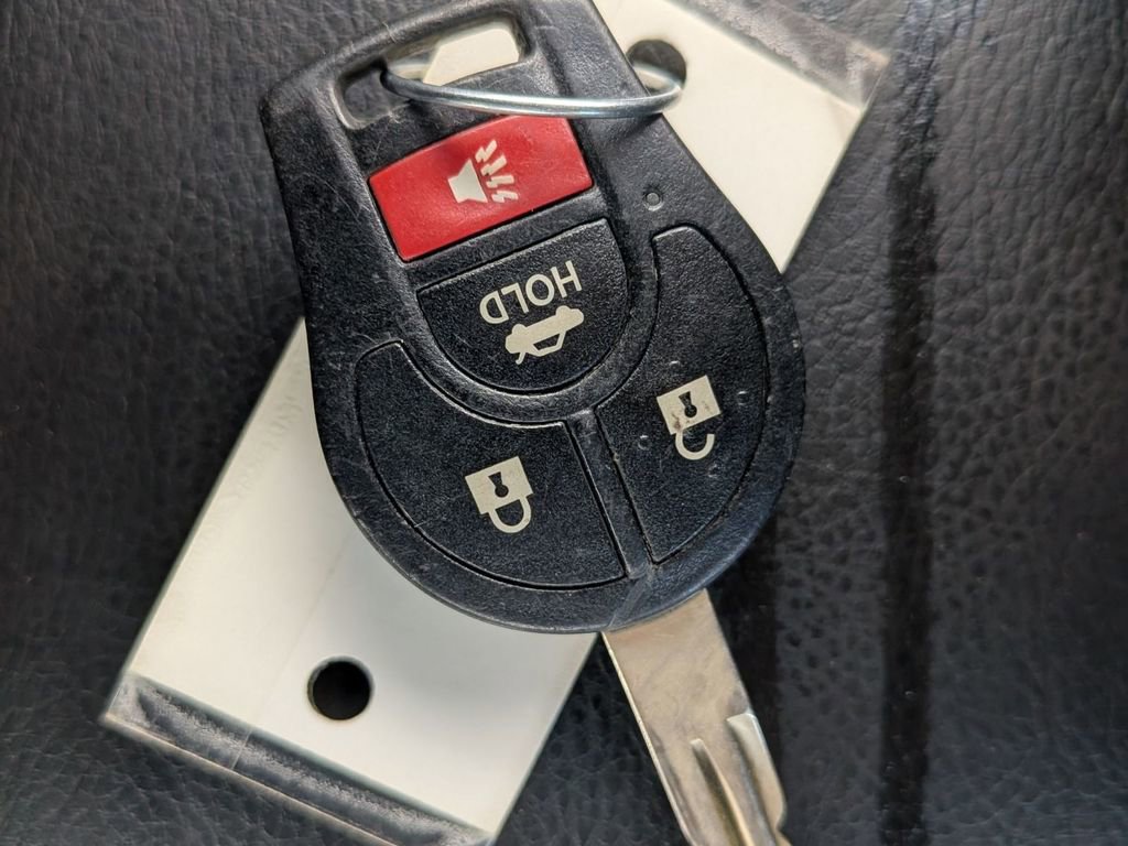 Used 2013 Nissan Sentra SR FWD image 37