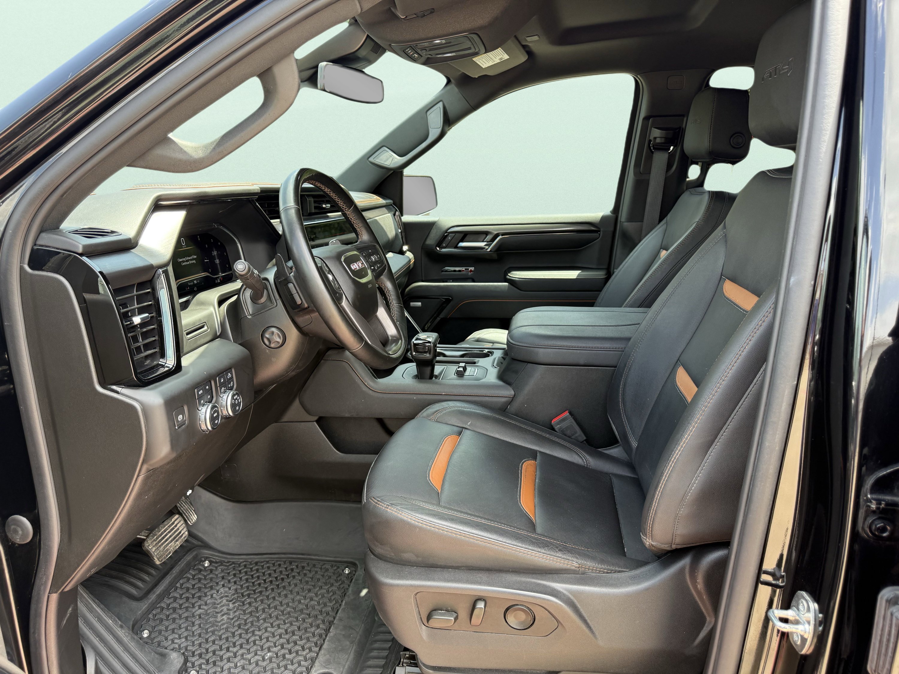 Used 2024 GMC Sierra 1500 AT4 AWD/4WD image 27