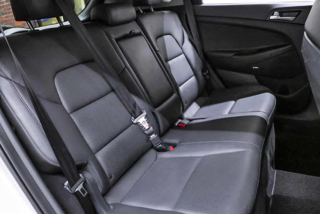 Used 2019 Hyundai Tucson Limited FWD image 11