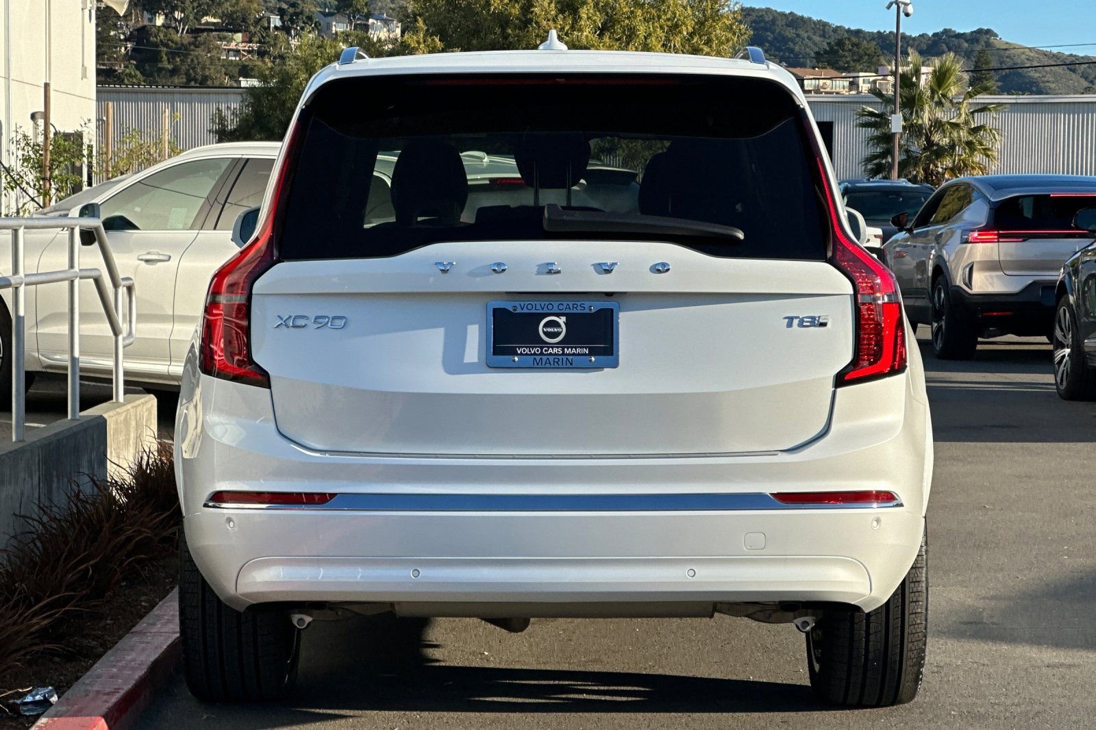 New 2026 Volvo XC90 T8 Plus AWD/4WD image 7