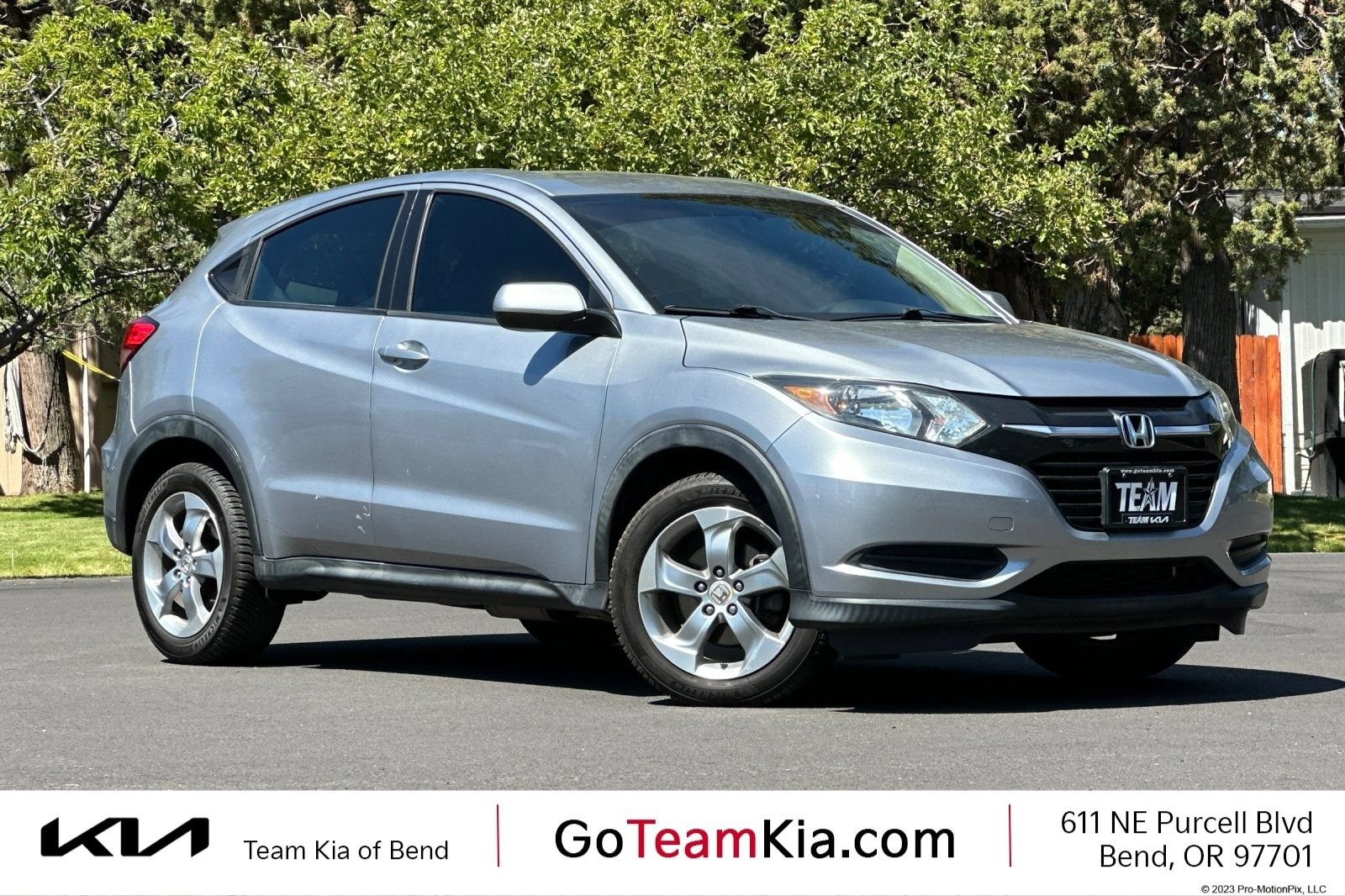 Used 2017 Honda HR-V LX image 1