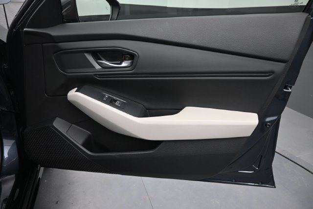 Used 2025 Honda Accord EX-L image 27