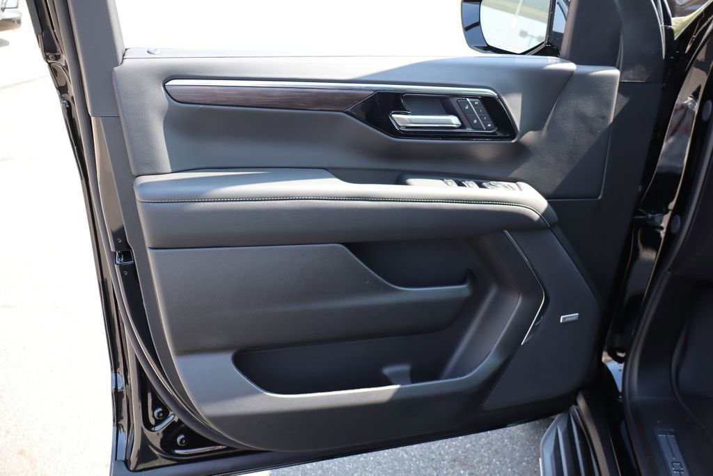 New 2025 Chevrolet Tahoe Premier image 9