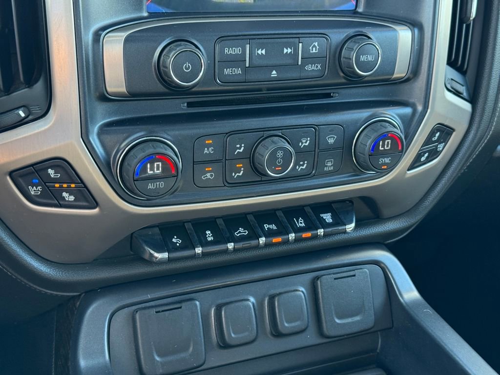 Used 2015 GMC Sierra 3500 Denali w/ Duramax Plus Package image 19