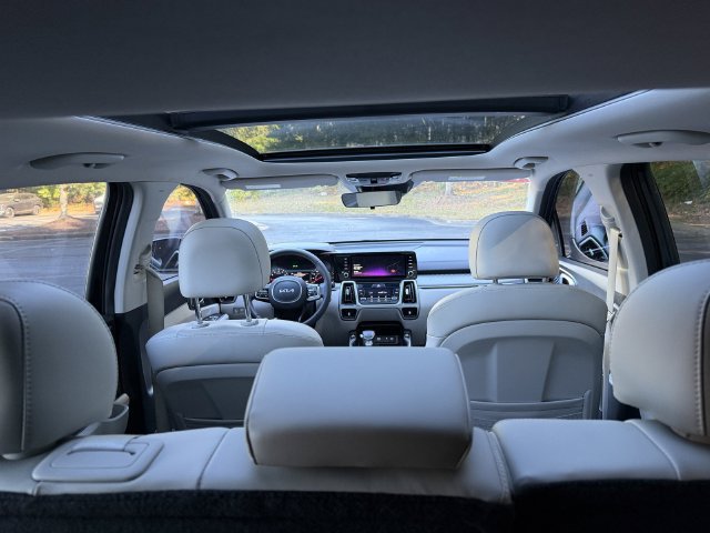 Certified 2023 Kia Sorento S w/ Panoramic Sunroof Package FWD image 29