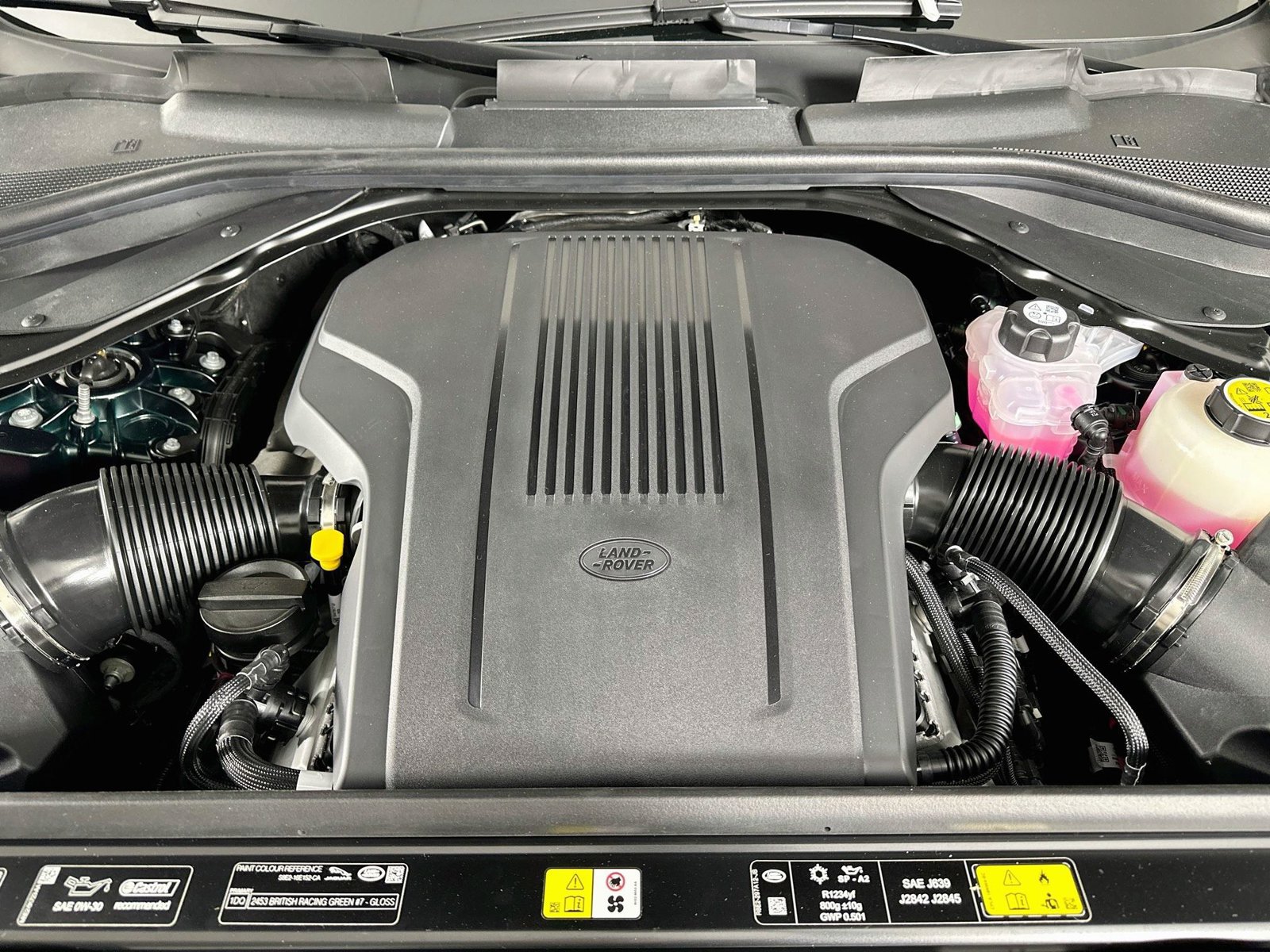 New 2027 Land Rover Range Rover Sport Dynamic SE AWD/4WD image 13