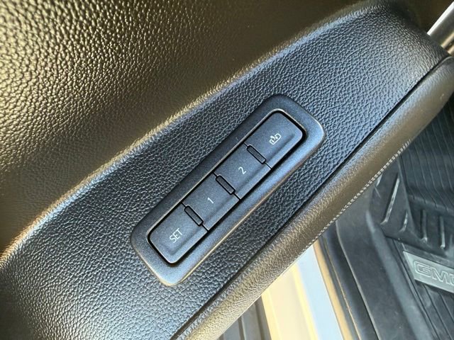 Used 2020 GMC Yukon XL Denali AWD/4WD image 11