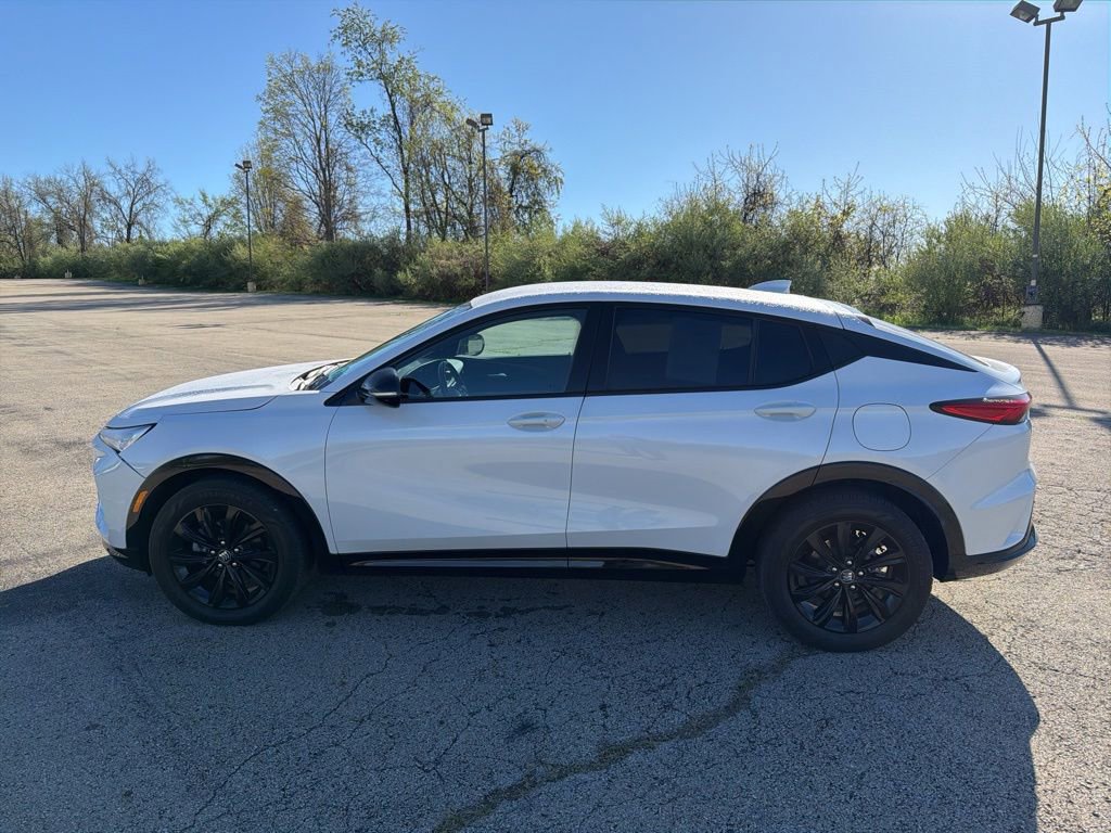 Used 2024 Buick Envista Sport Touring w/ Convenience I Package FWD image 6