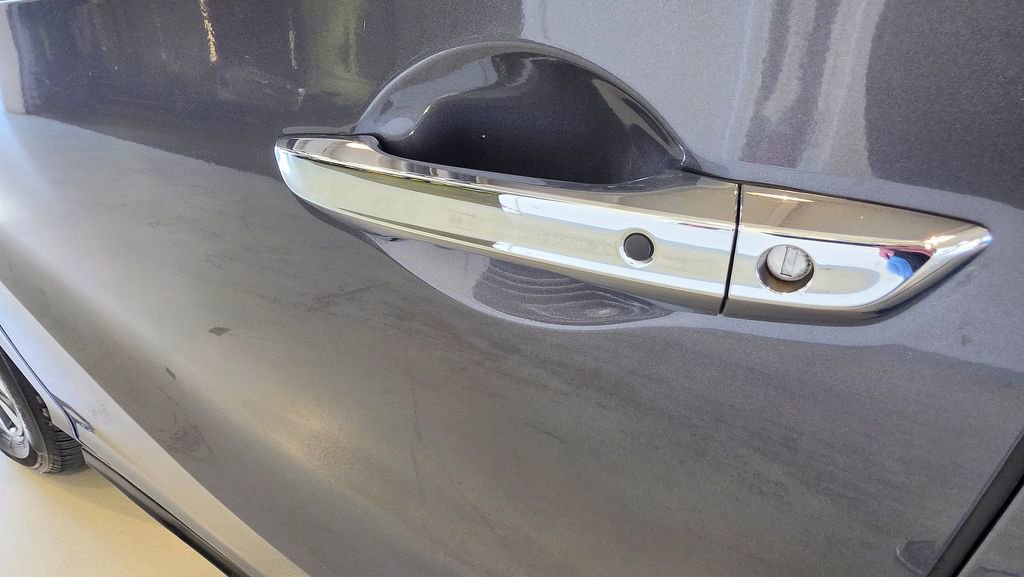 Used 2024 Honda Odyssey EX-L image 16