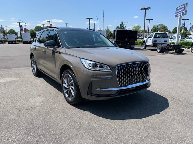 New 2025 Lincoln Corsair Grand Touring w/ Equipment Group 301A image 9