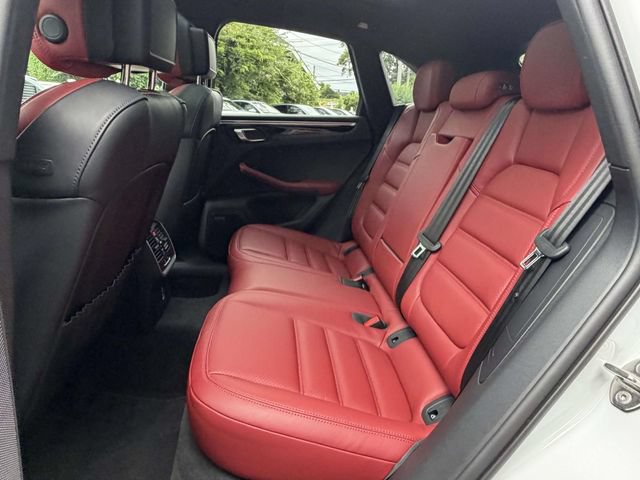 Certified 2024 Porsche Macan GTS AWD/4WD image 16