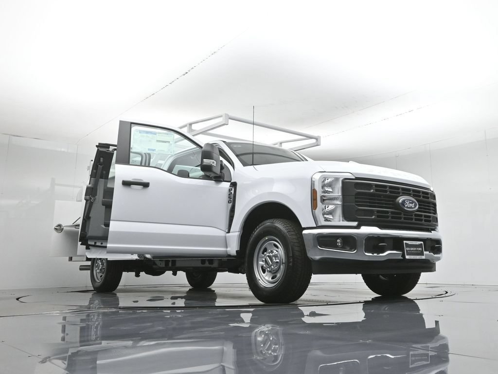 New 2026 Ford F250 XL w/ XL Chrome Package RWD image 76