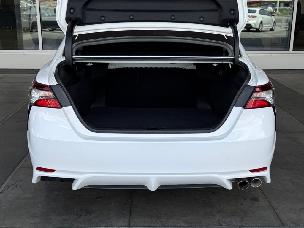 Certified 2024 Toyota Camry SE w/ Convenience Package image 15