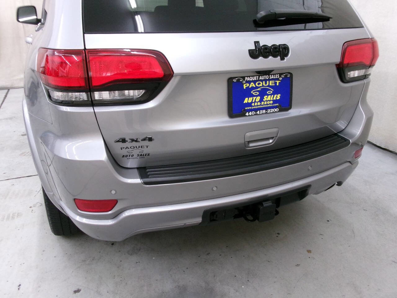 Used 2021 Jeep Grand Cherokee Laredo X image 6