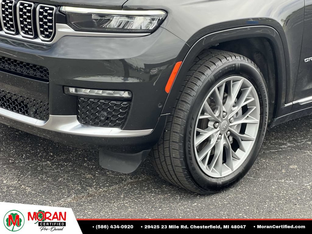 Used 2023 Jeep Grand Cherokee L Summit w/ Rear Seat Video Group I AWD/4WD image 8