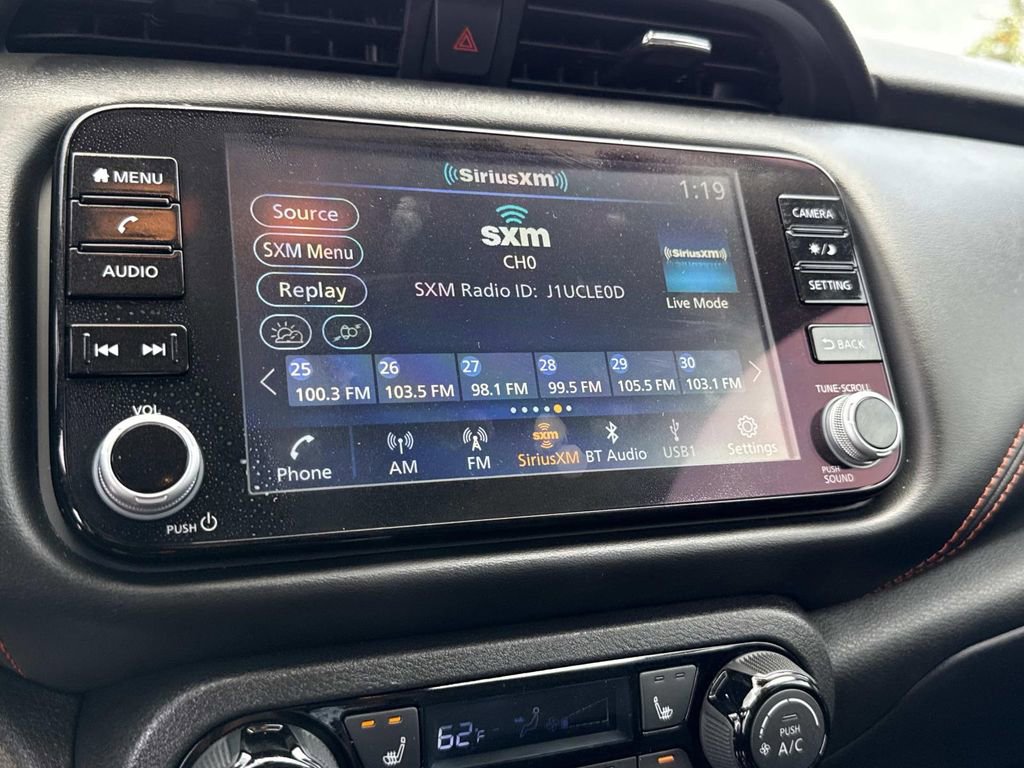 Used 2023 Nissan Kicks SR w/ SR Premium Package FWD image 23