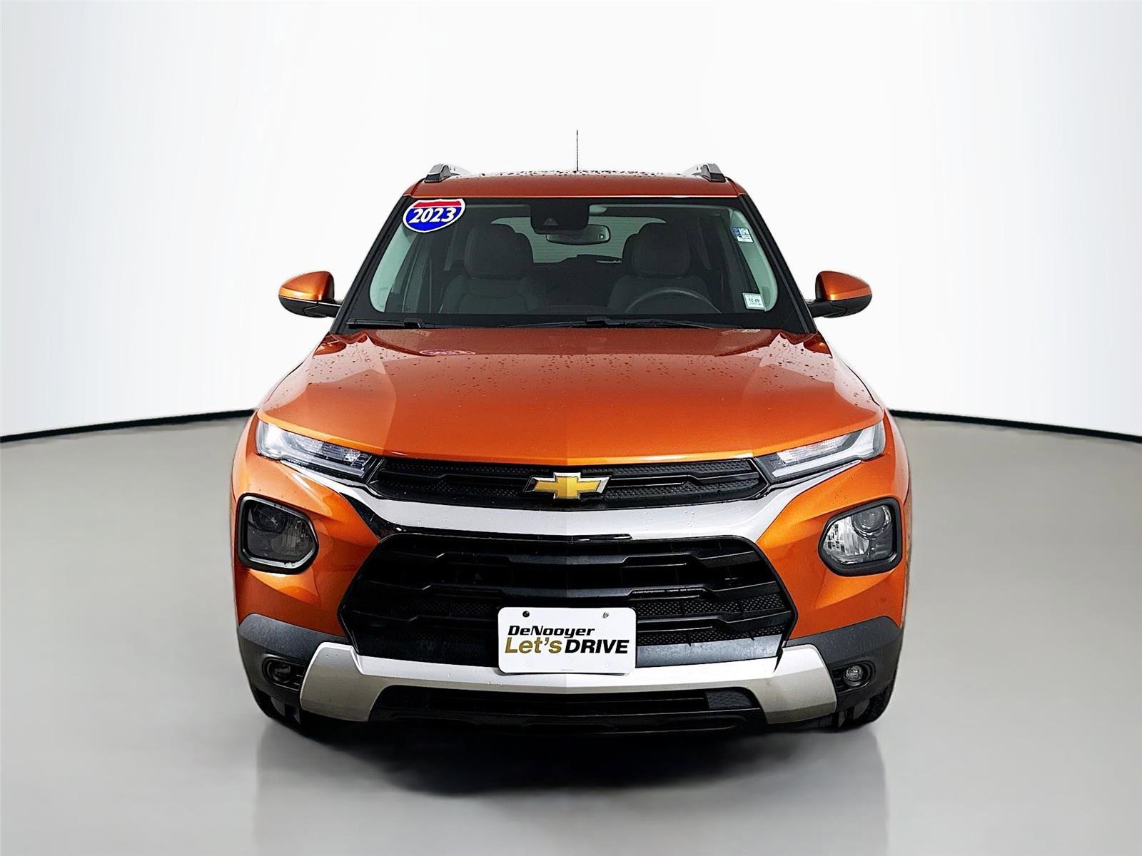 Used 2023 Chevrolet TrailBlazer LT w/ Convenience Package image 3