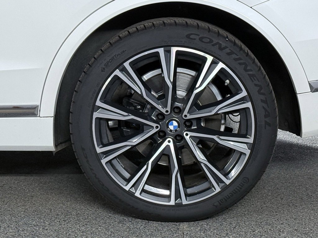 Used 2021 BMW X7 xDrive40i w/ Premium Package 2 image 14