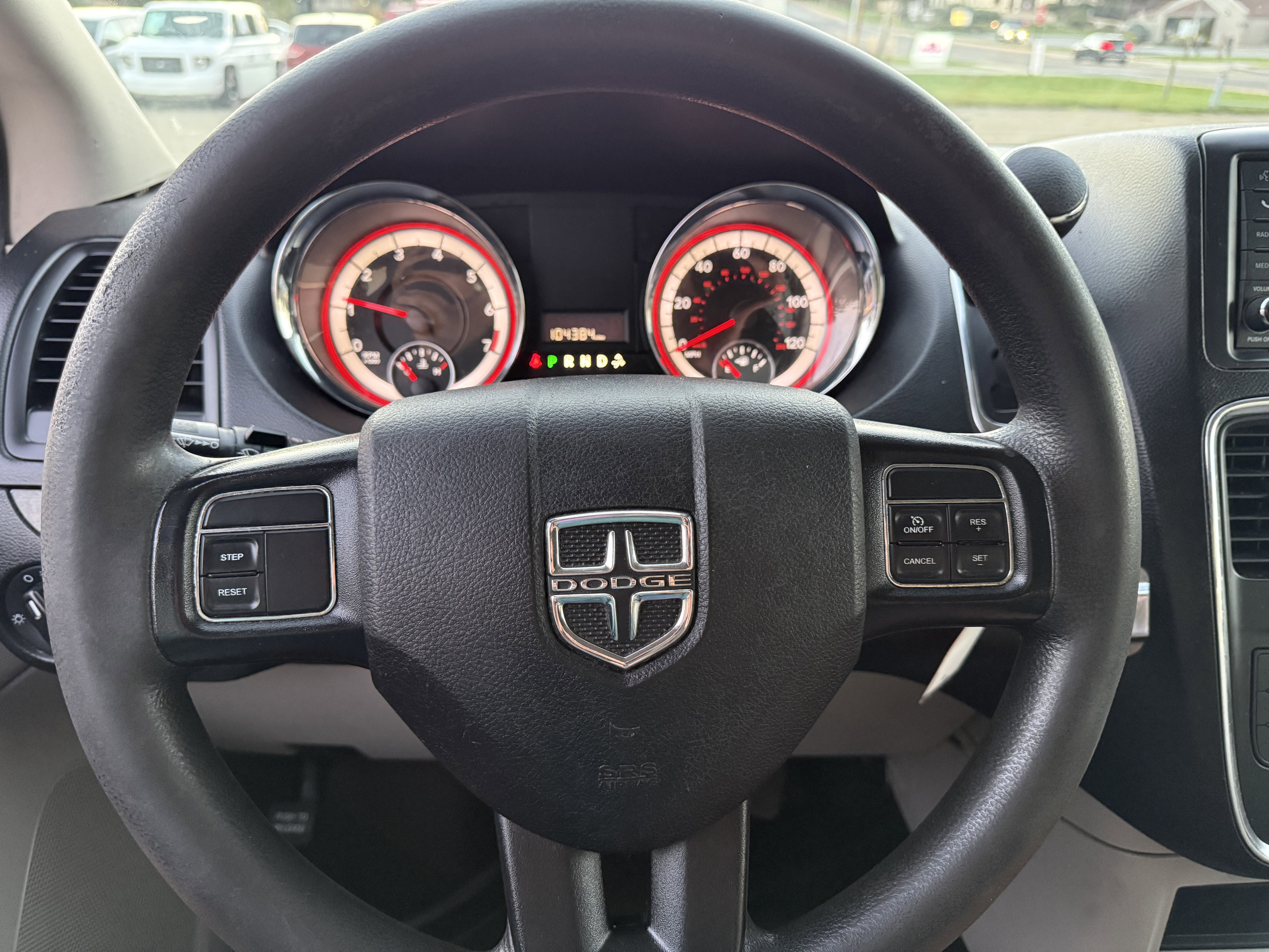 Used 2019 Dodge Grand Caravan SE image 14