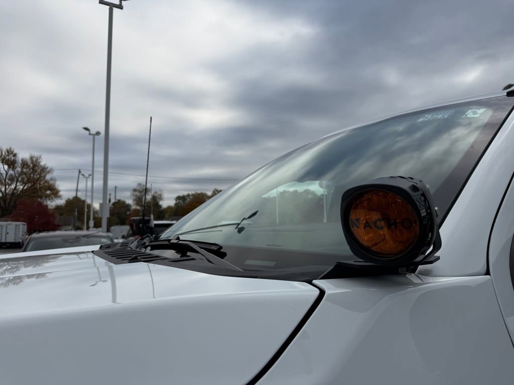 New 2026 Ford F250 Lariat w/ Black Appearance Package image 57