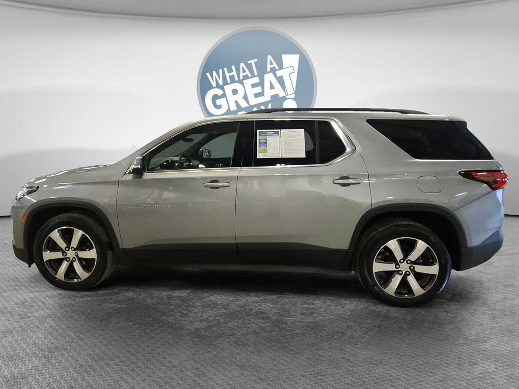 Certified 2023 Chevrolet Traverse LT w/ LT Premium Package AWD/4WD image 8