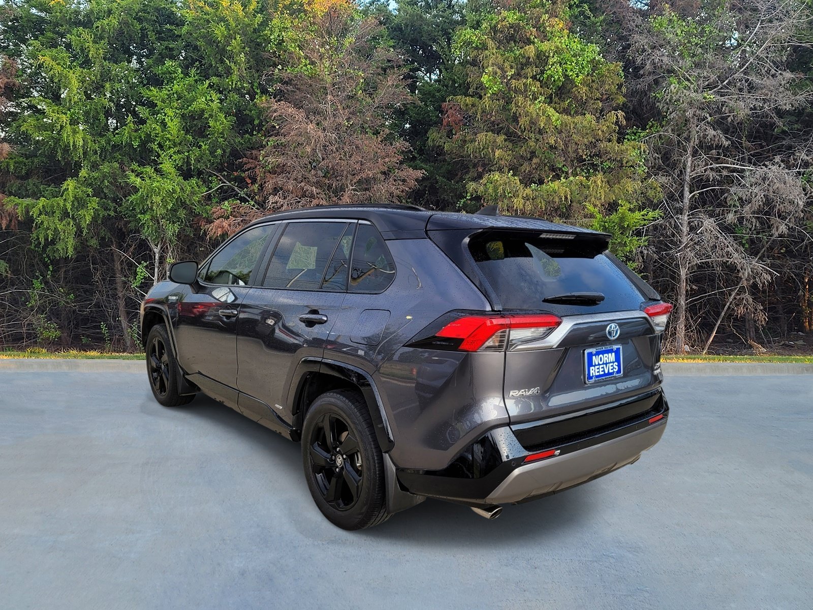 Used 2021 Toyota RAV4 XSE AWD/4WD image 21