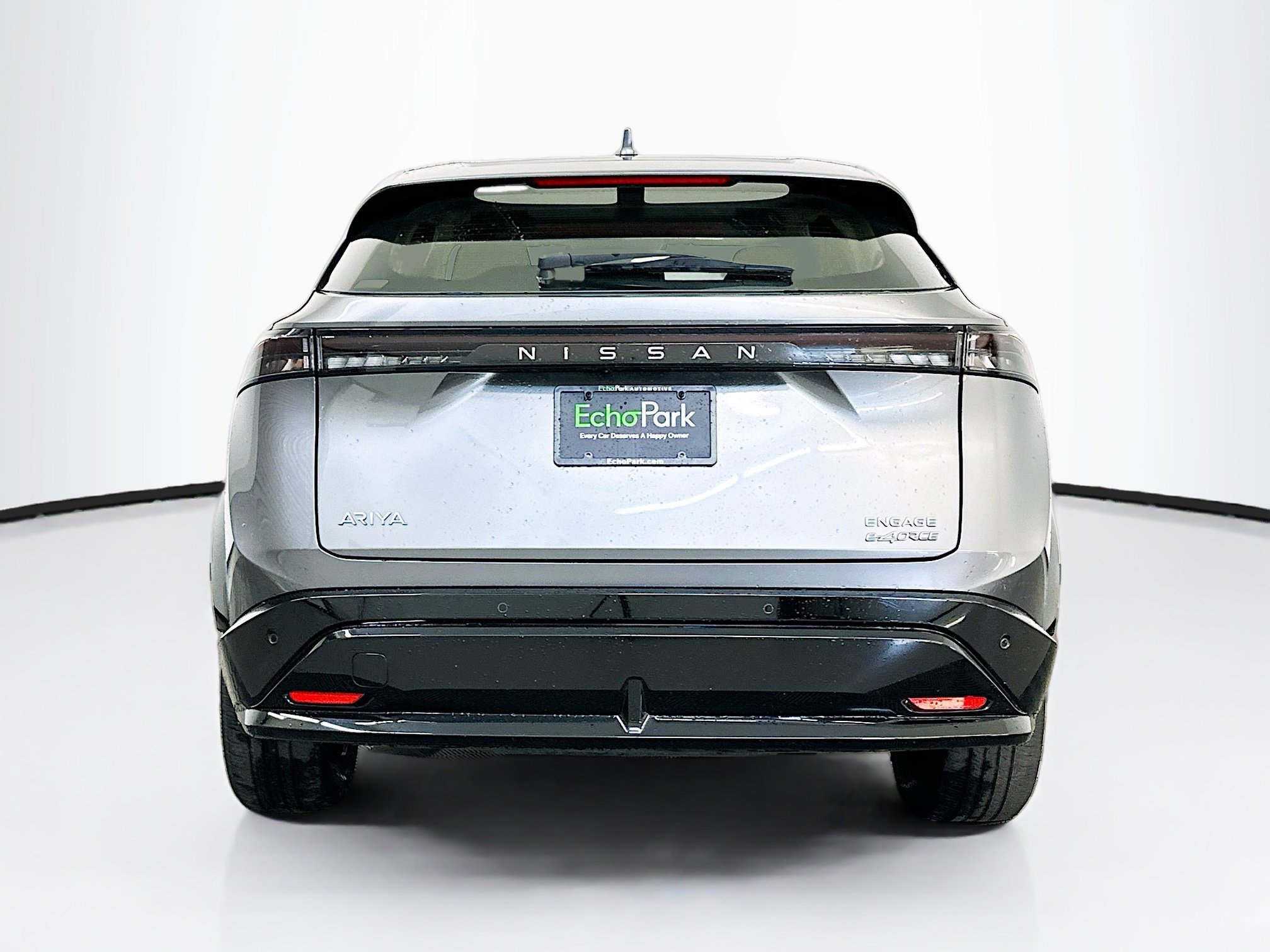 Used 2024 Nissan Ariya AWD image 7