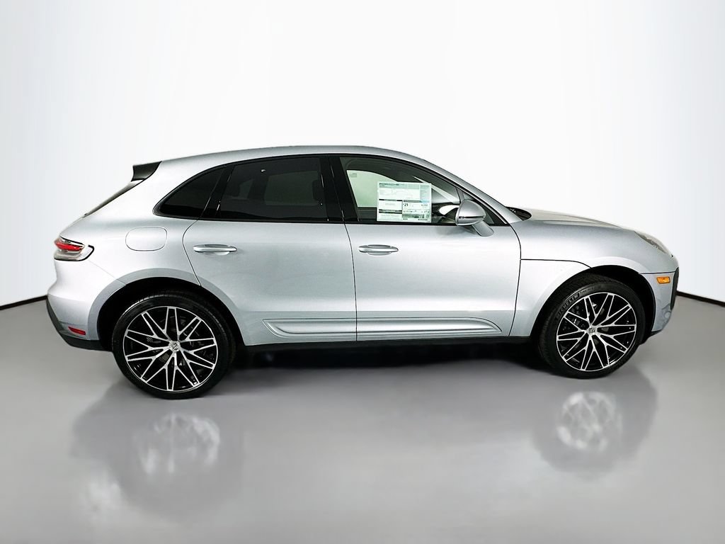 New 2026 Porsche Macan AWD/4WD image 8