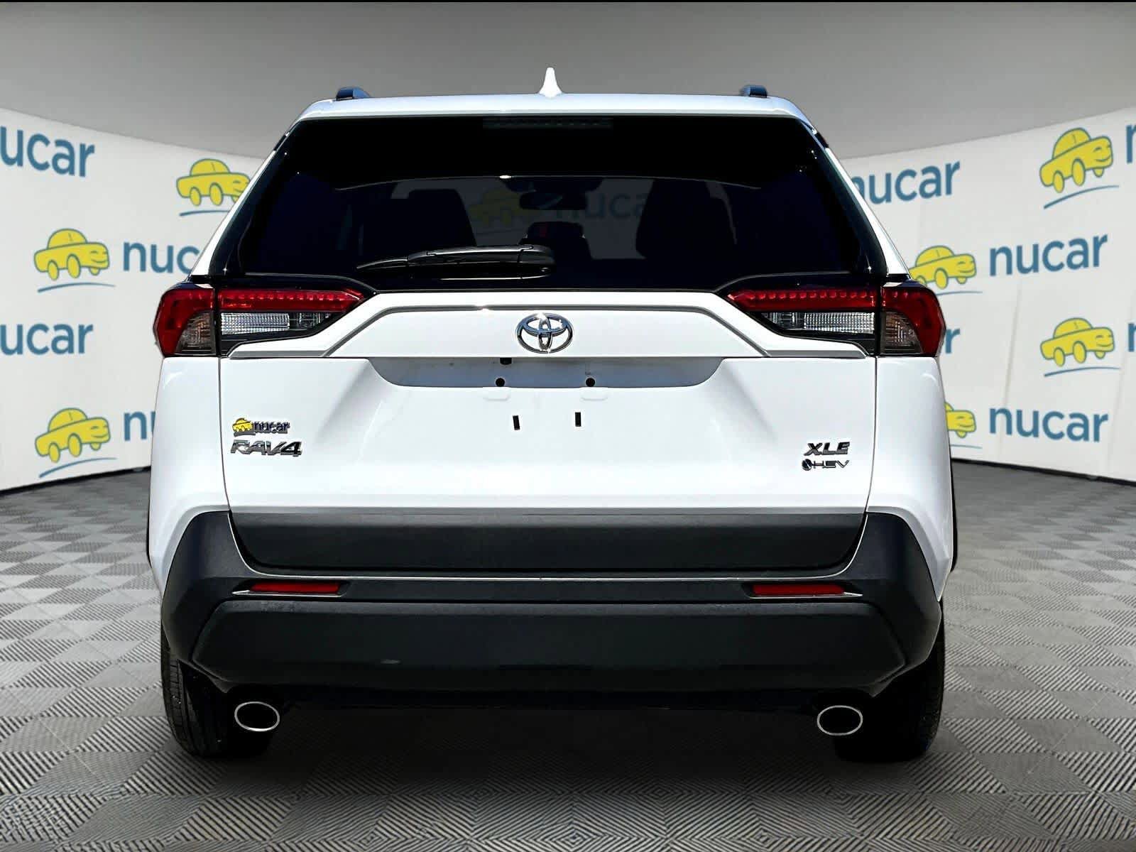 Used 2025 Toyota RAV4 XLE image 5