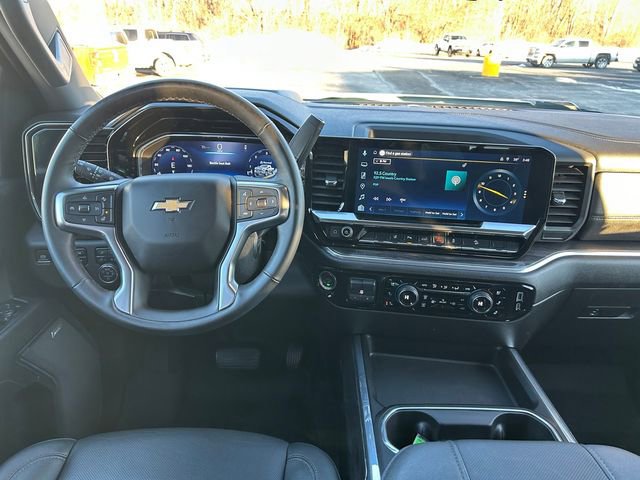 Used 2025 Chevrolet Silverado 2500 LTZ w/ LTZ Premium Package AWD/4WD image 13