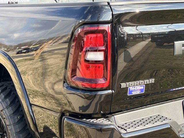 New 2026 RAM 1500 Big Horn AWD/4WD image 6