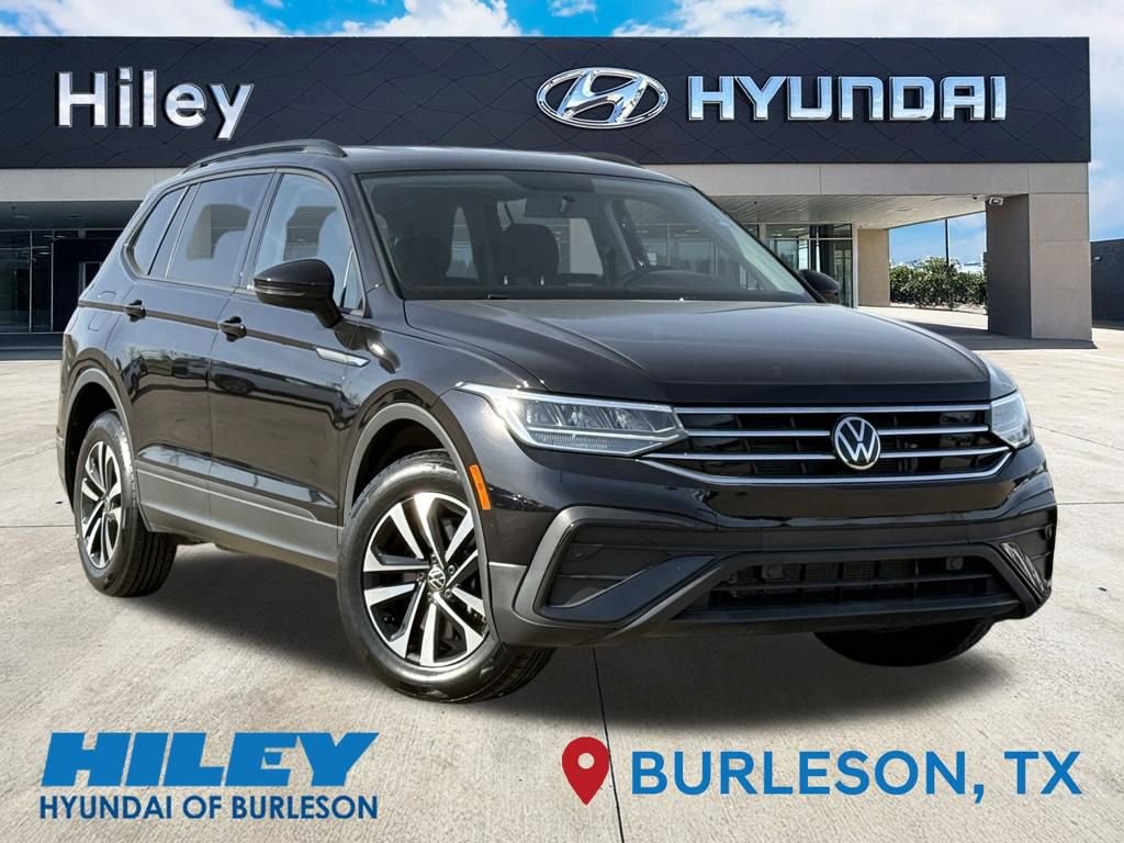 Used 2022 Volkswagen Tiguan S image 2