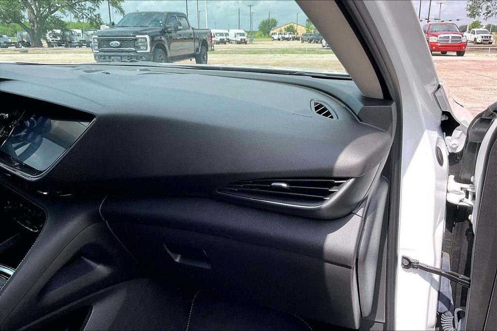 Used 2023 Buick Envision Preferred FWD image 23