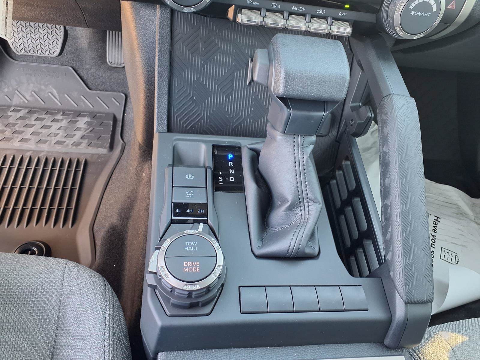 New 2026 Toyota 4Runner SR5 AWD/4WD image 18