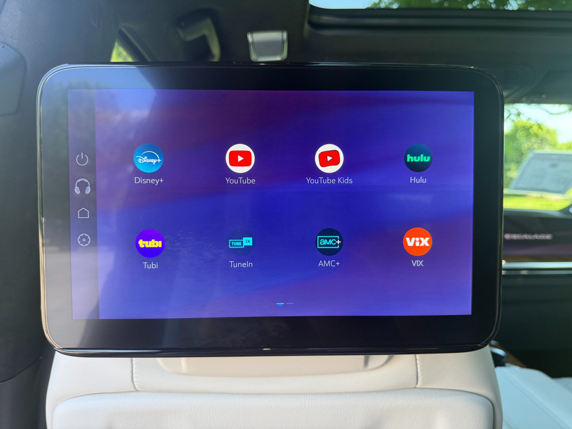Used 2026 Cadillac Escalade Platinum Luxury RWD image 17