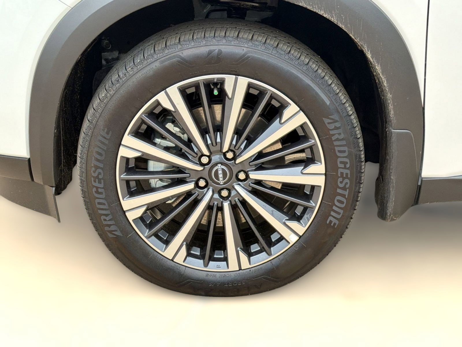 New 2026 Nissan Pathfinder Platinum image 12