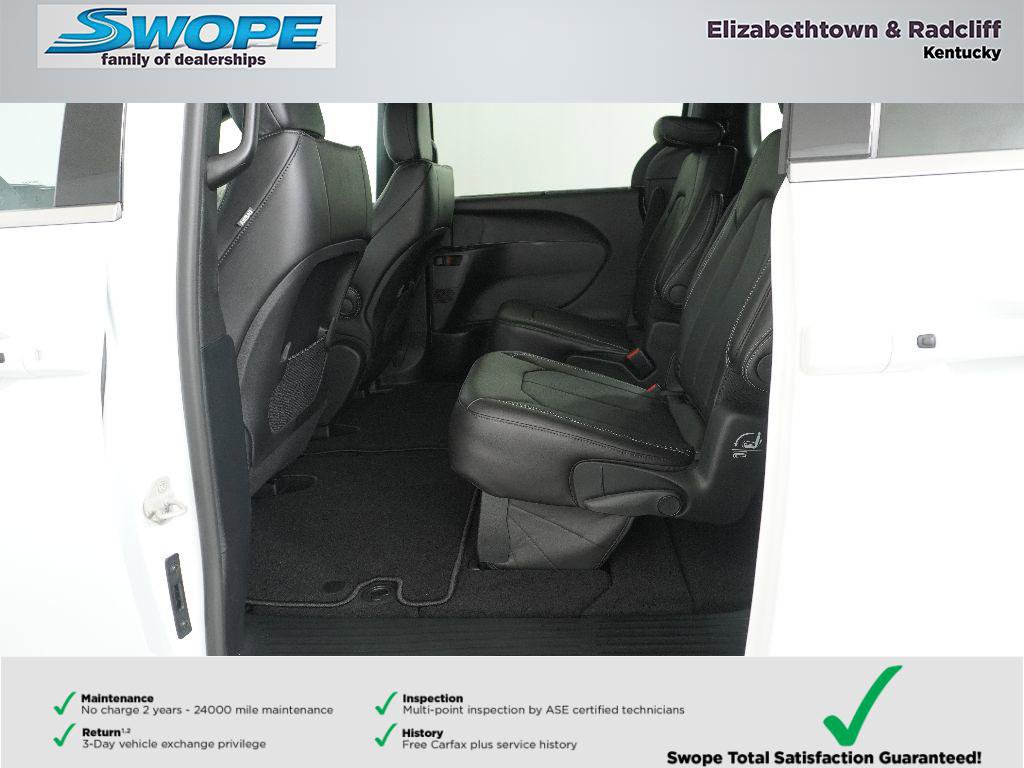 New 2026 Chrysler Voyager LX FWD image 12