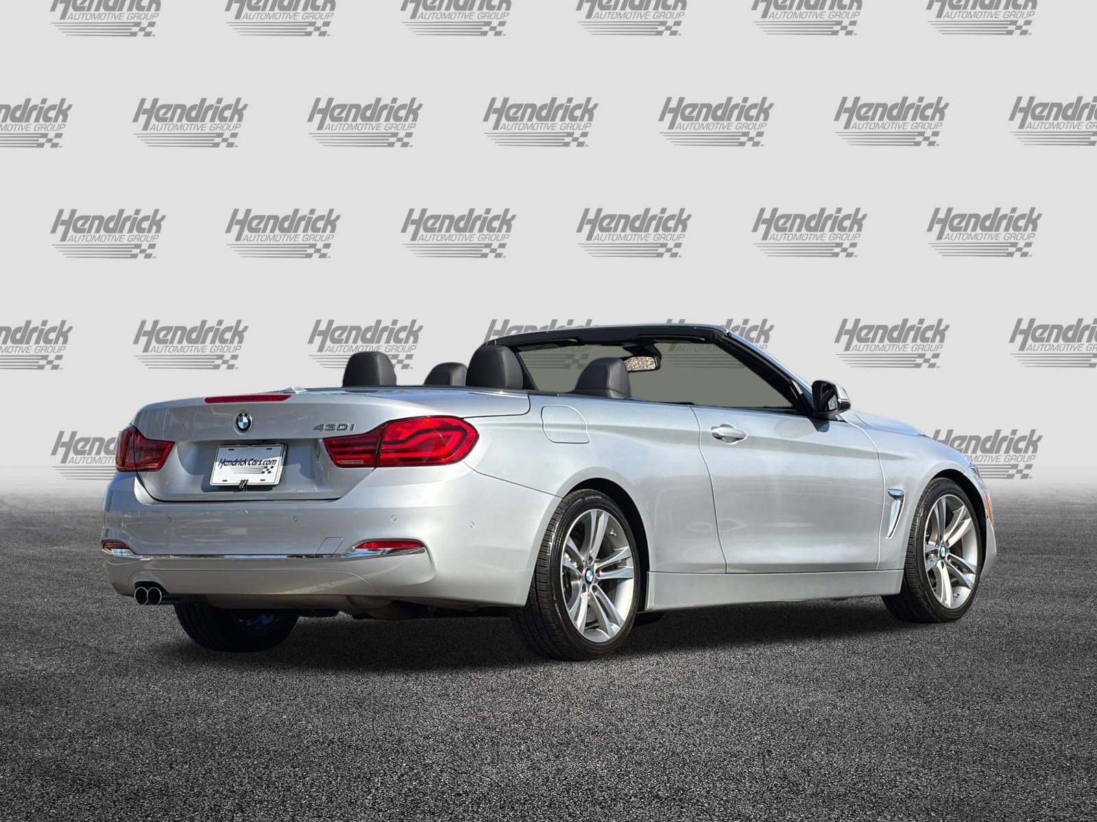 Used 2018 BMW 430i Convertible image 5