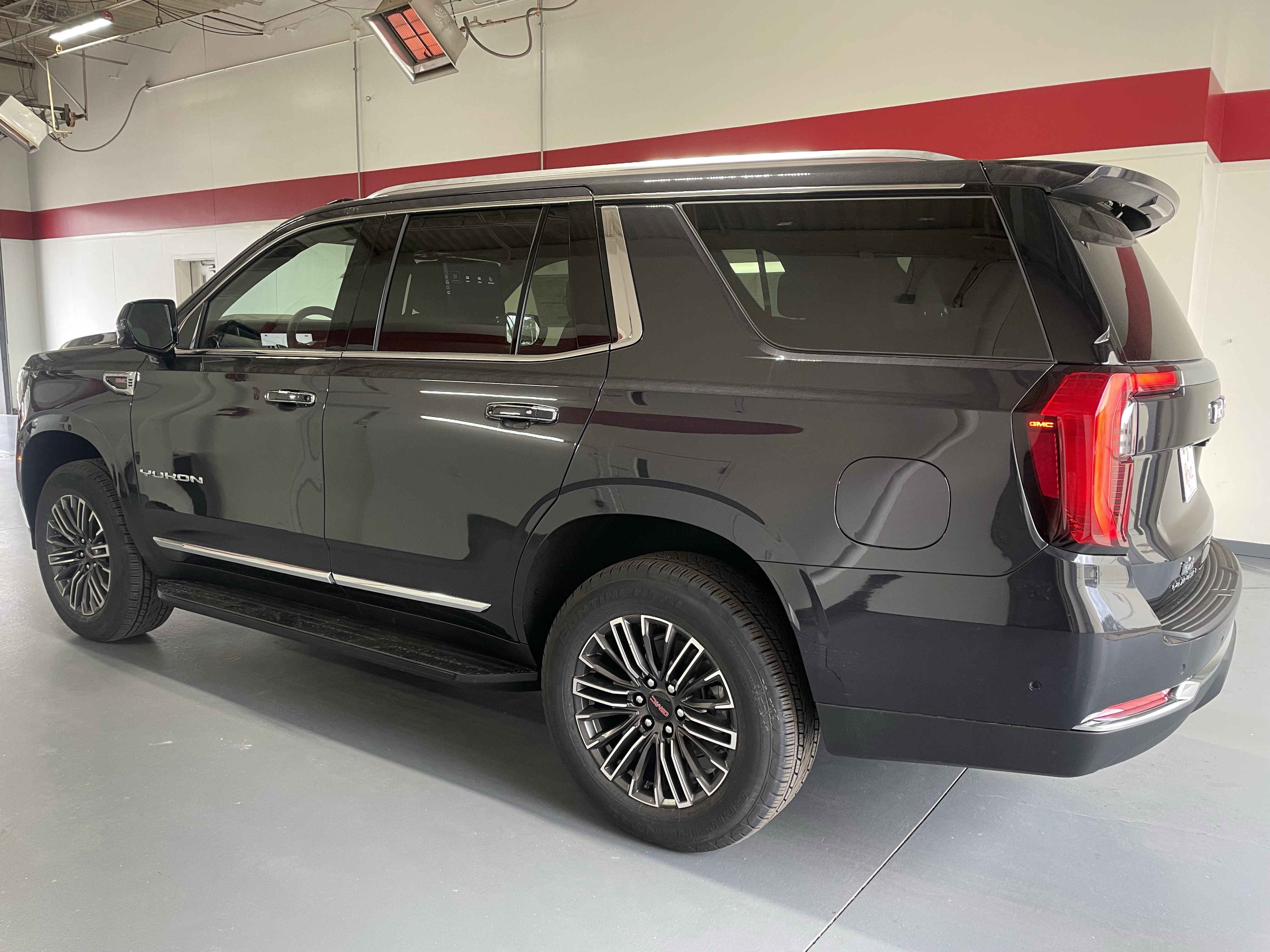 New 2026 GMC Yukon Elevation w/ Elevation Premium Package image 6