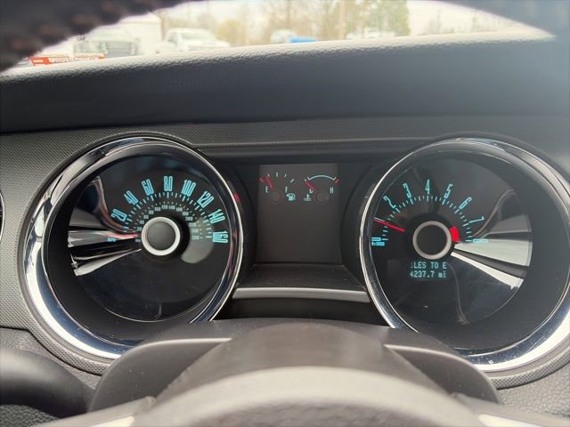 Used 2013 Ford Mustang Convertible image 15