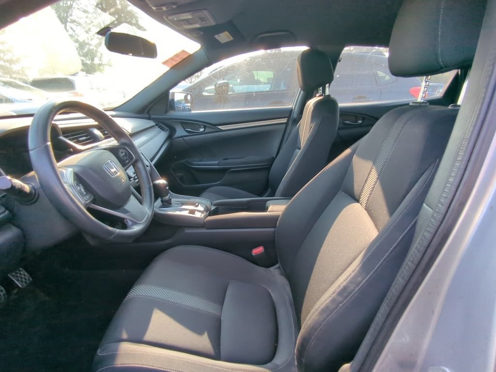Used 2018 Honda Civic Sport image 6