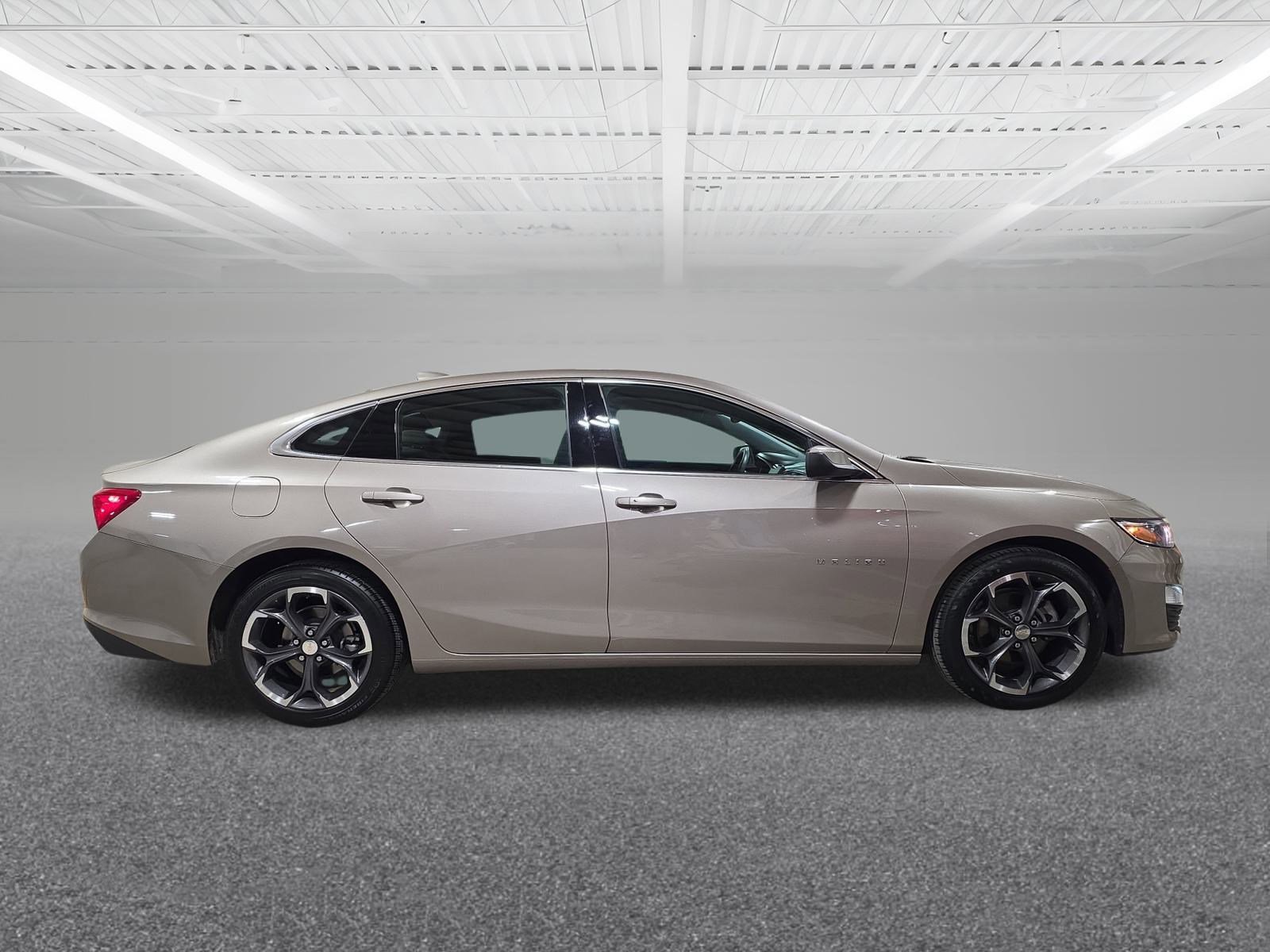 Used 2023 Chevrolet Malibu LT image 5