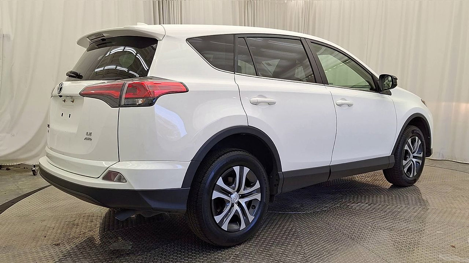 Certified 2018 Toyota RAV4 LE w/ All Weather Liner Package image 3